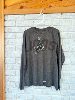 Men's Gray Long-Sleeve Performance Sweatshirt with Lions Logo